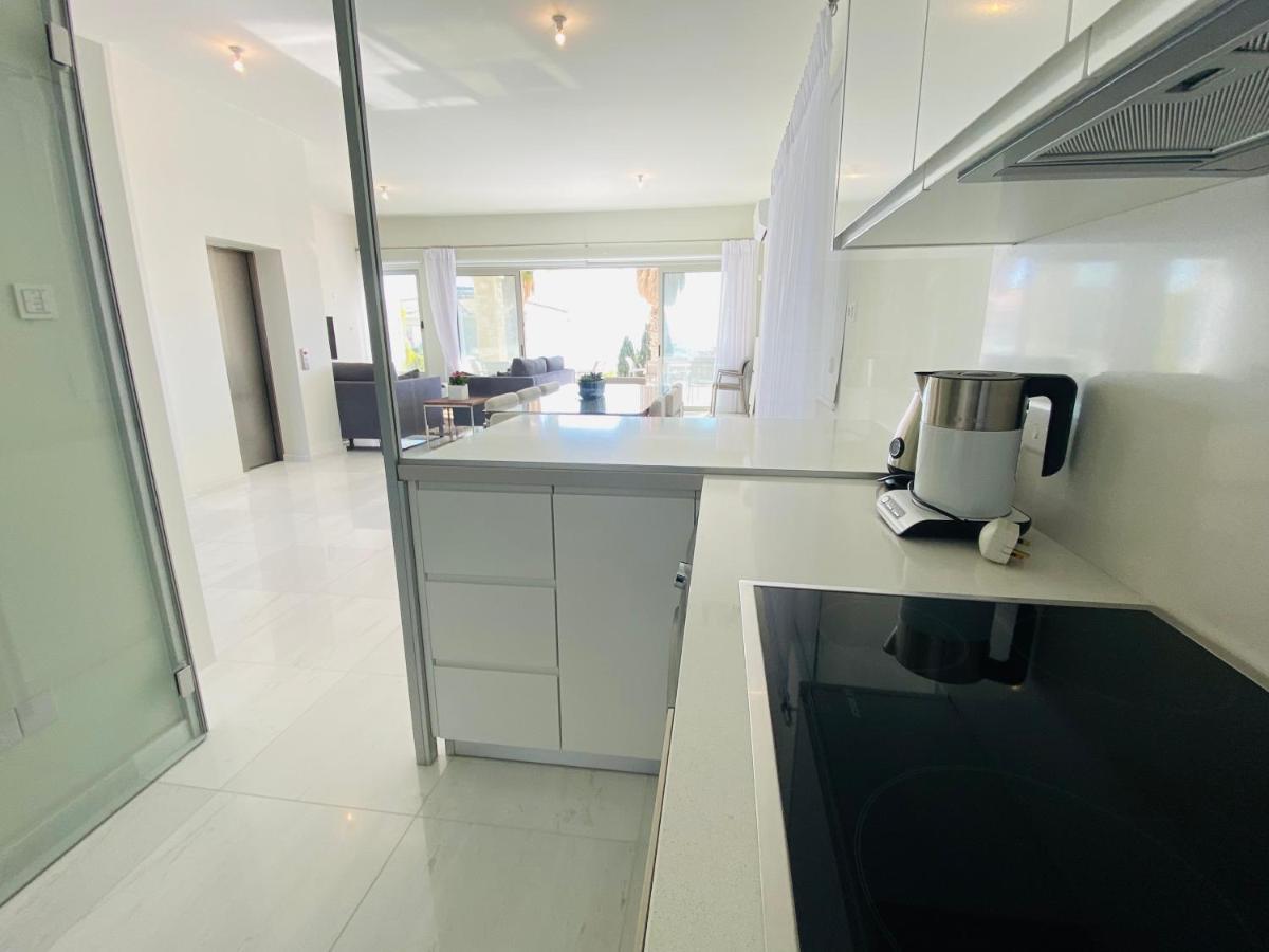 Coral Bay Beach Villa Paphos Luaran gambar