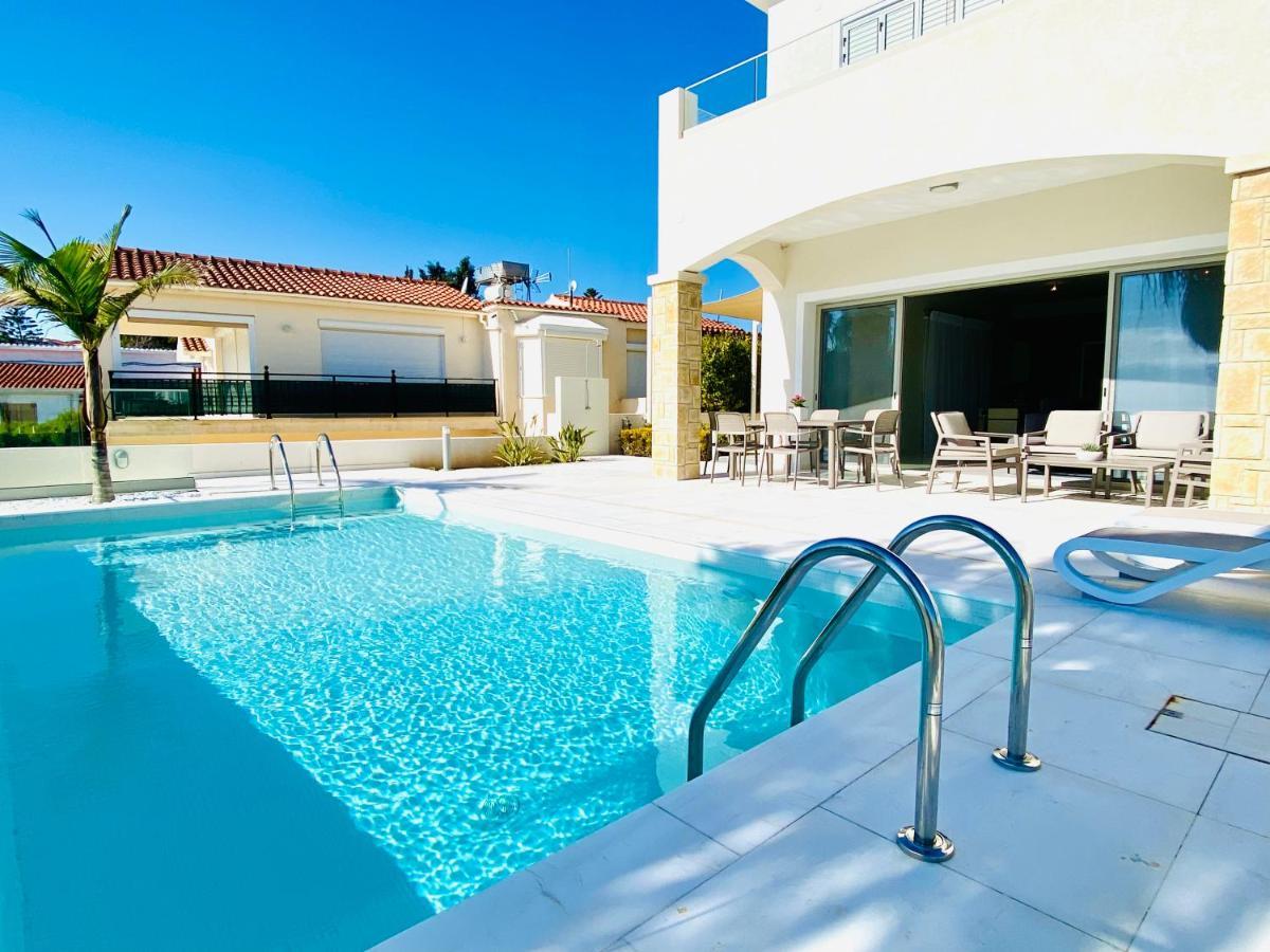 Coral Bay Beach Villa Paphos Luaran gambar