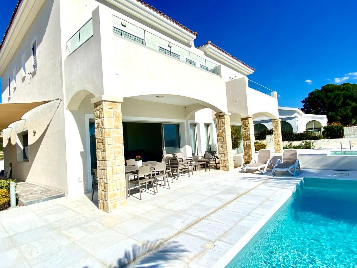 Coral Bay Beach Villa Paphos Luaran gambar
